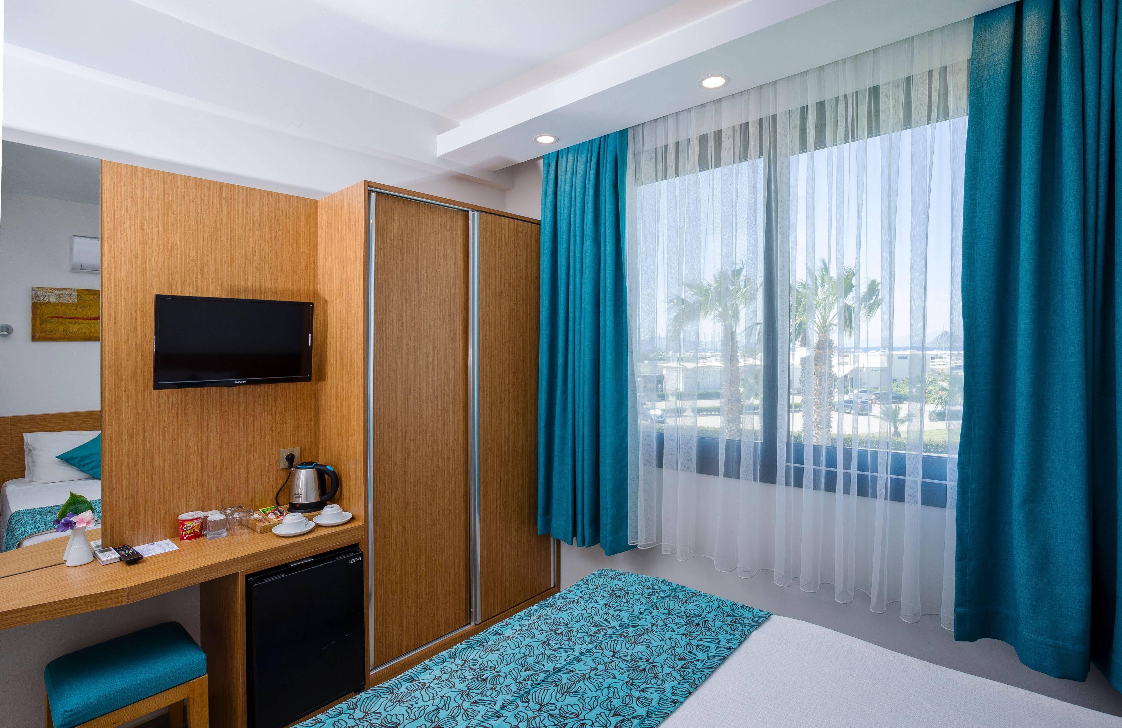 My Marin Otel Turgutreis Exterior photo